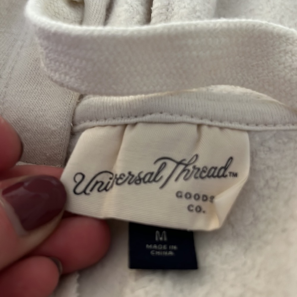Universal Thread Hooded sweatshirt - Picture 2 of 3